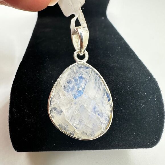 NWT 18x21mm faceted Moonstone pear shaped, in solid sterling silver pendant! - Picture 7 of 10